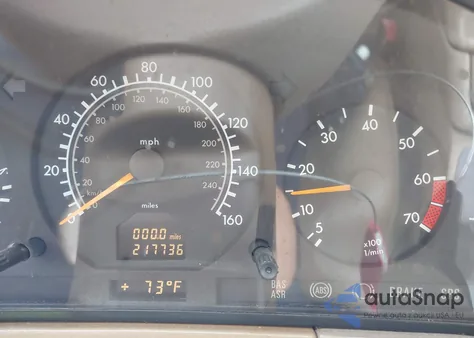 1999 Mercedes-Benz S 420 из США, поврежденный, VIN WDBGA43G3XA425985